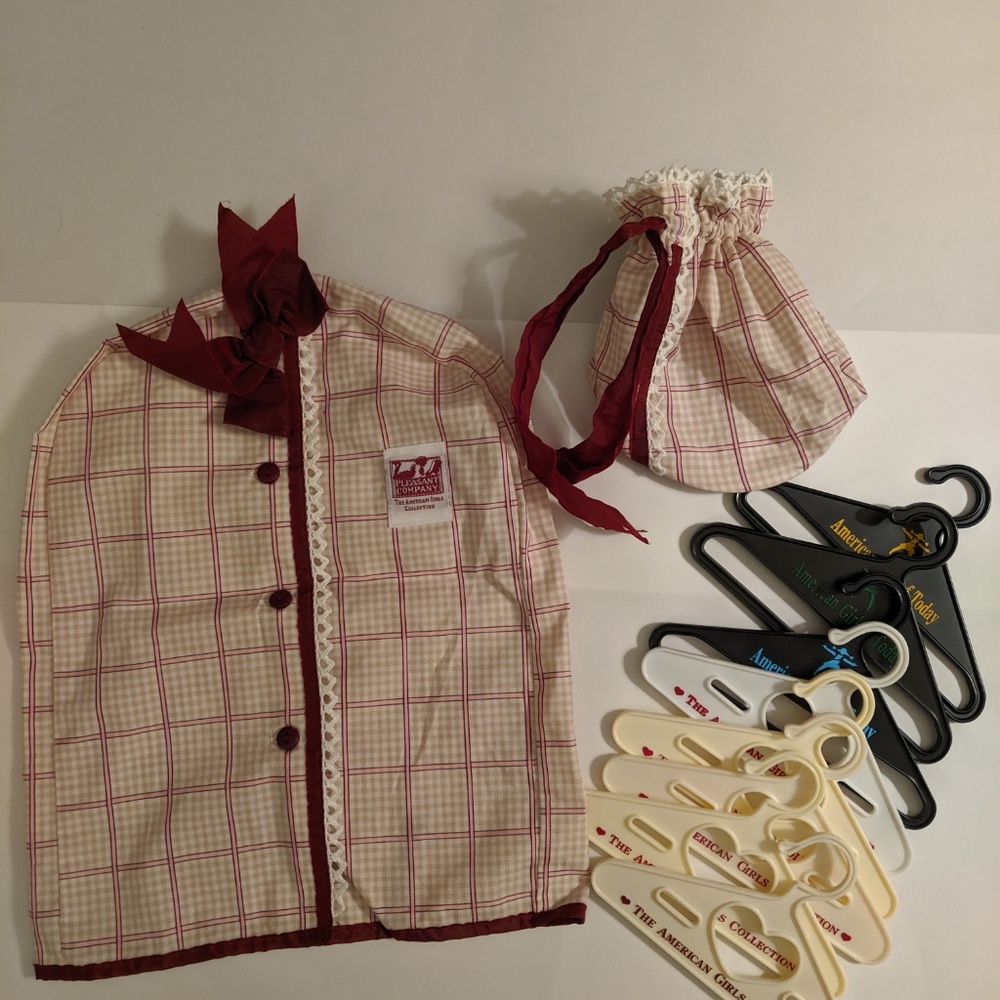 RETIRED American Girl Garment and Ditty Bag MINT